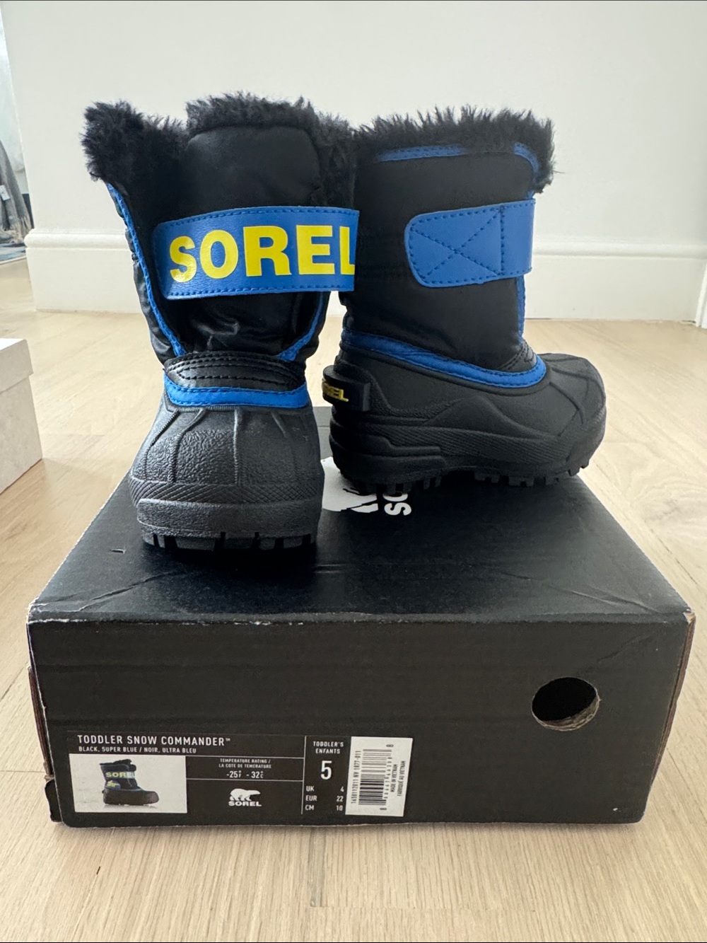 BRAND NEW/NEVER WORN Sorel toddle boots